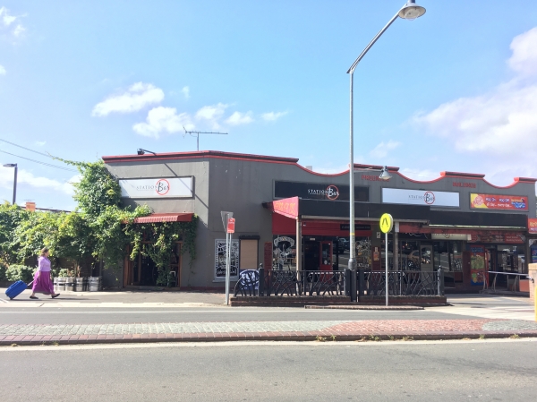 坐上Blue Maintains Line往西部出發往Katoomba，一下火車就感覺到山上的清涼。